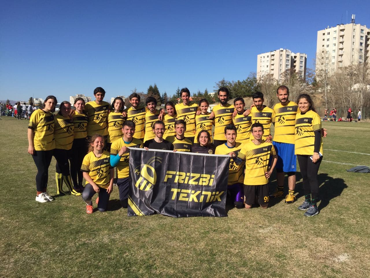 Frizbi Teknik başarıdan başarıya koşuyor