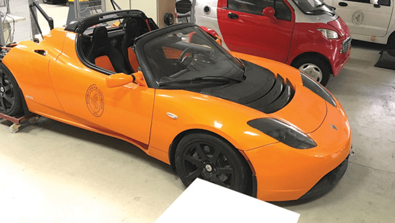 İTÜ karizmasının bir Tesla ile yerle bir oluşu