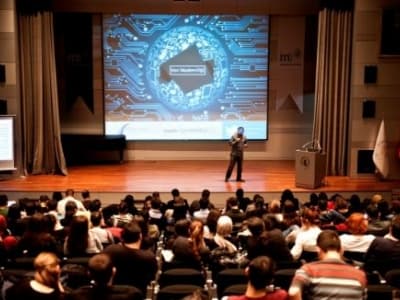 İTÜ Sosyal Medya Zirvesine Ev Sahipliği Yaptı